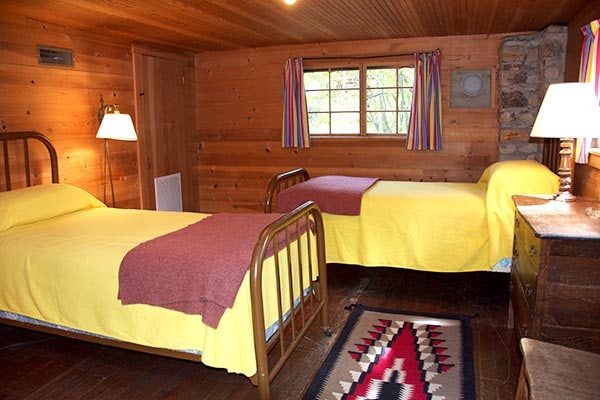 Ayres Cabin twin beds